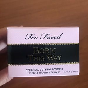 NEW IN BOX - Too Faced : Born This Way Powder